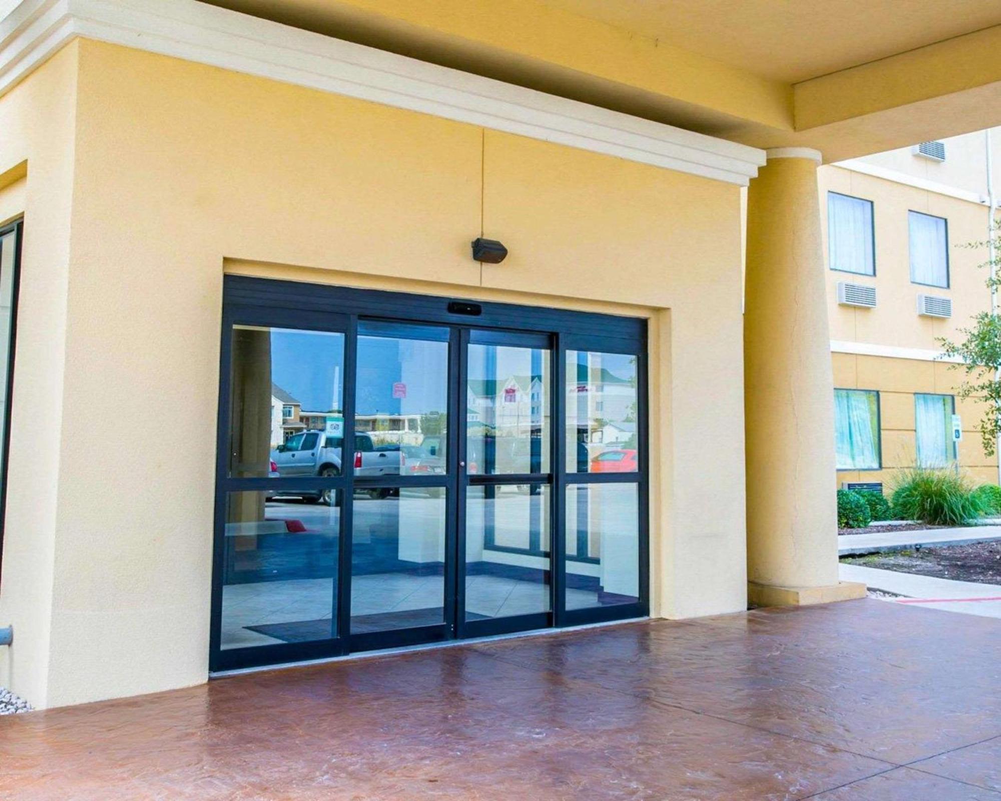 Sleep Inn & Suites New Braunfels Εξωτερικό φωτογραφία